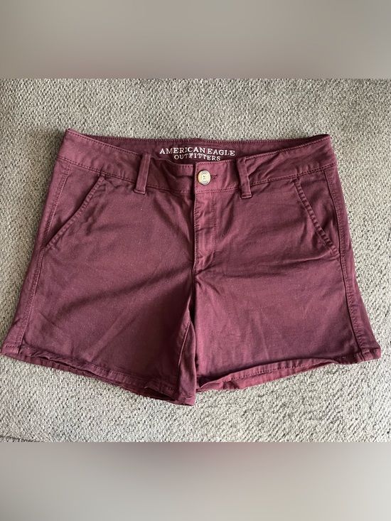 American Eagle Outfitters Pants - American Eagle Outfitters Women's Burgundy Twill Style Midi Shorts
